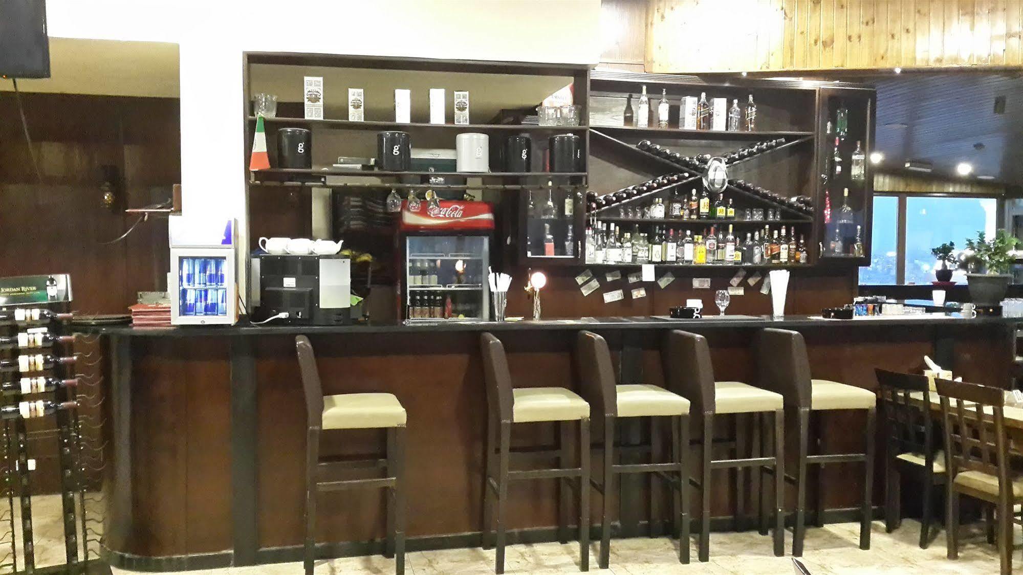 圣约翰酒店 马达巴 外观 照片